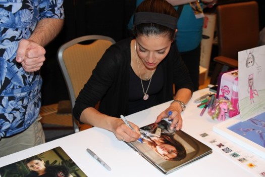 Emmanuelle Vaugier autograph