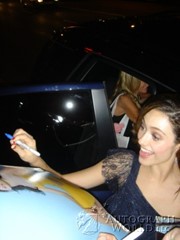 signing photo