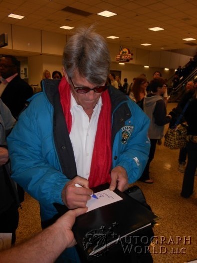Eric Roberts autograph