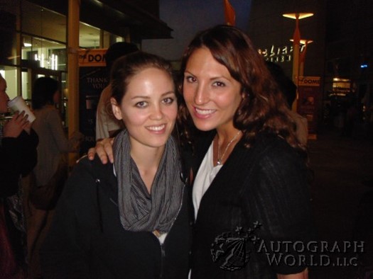 Erika Christensen autograph