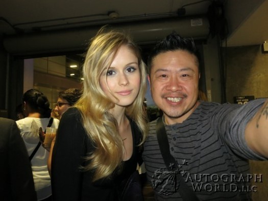 Erin Moriarty autograph