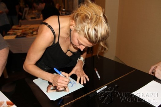 Estella Warren autograph