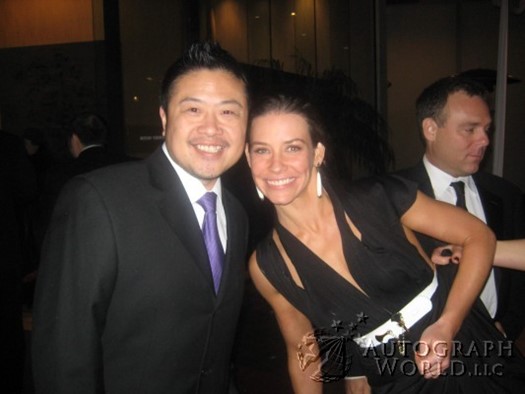 Evangeline Lilly autograph