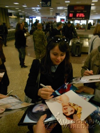Felicity Jones autograph