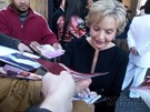 Florence Henderson signing proof