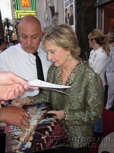 Florence Henderson autograph