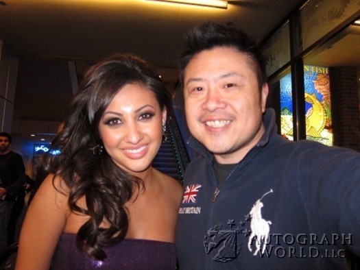 Francia Raisa autograph