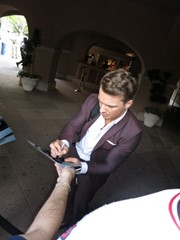 signing photo