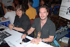 signing photo