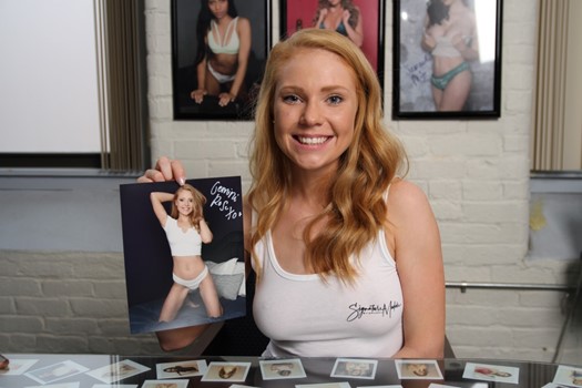 Gemini Rose autograph