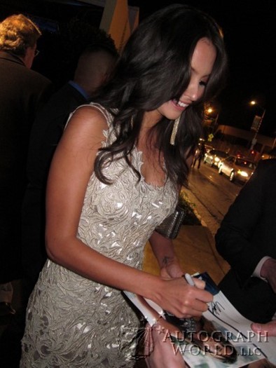 Genesis Rodriguez autograph