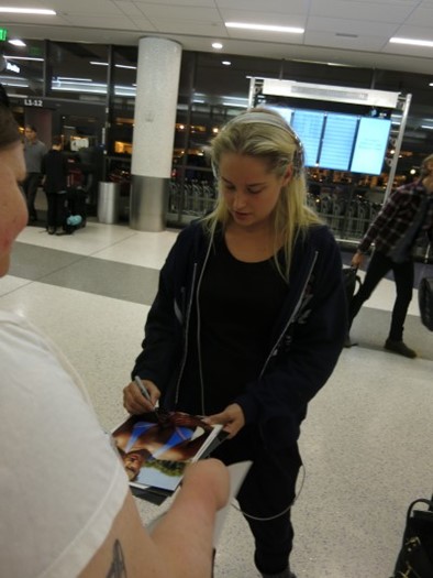 Genevieve Morton autograph