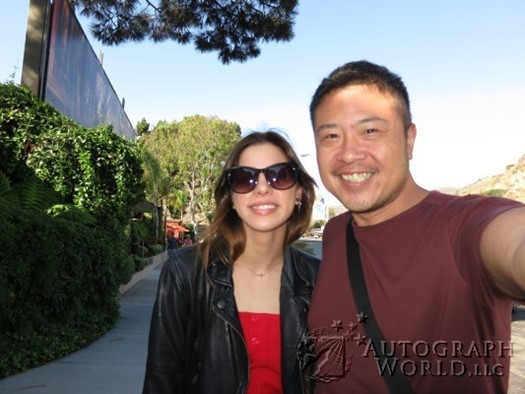 Gia Mantegna autograph