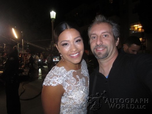 Gina Rodriquez autograph