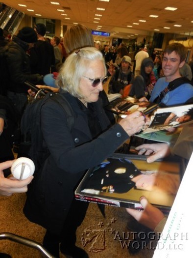 Glenn Close autograph