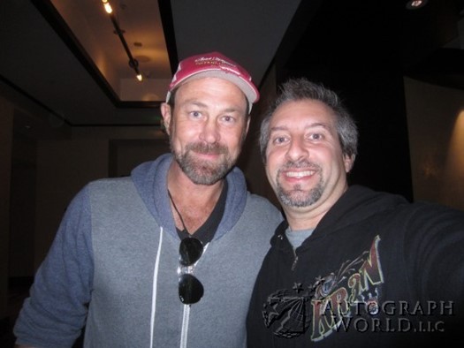 Grant Bowler autograph