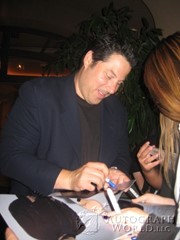 signing photo