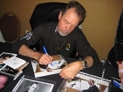 signing photo