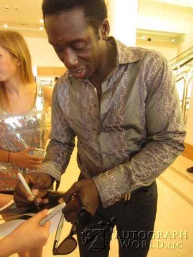 Hakeem Kae-Kazim autograph