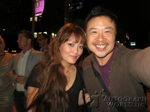 Hana Mae Lee autograph