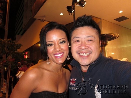 Heather Hemmens autograph