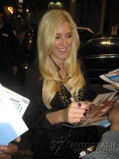 Heidi Montag autograph