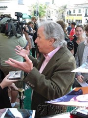 signing photo