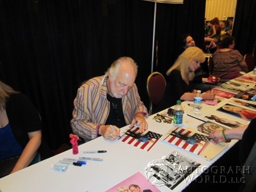 Howard Hesseman autograph