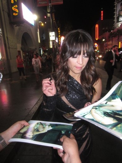 Ilse Salas autograph