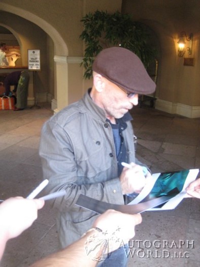 Jackie Earle Haley autograph