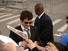 signing photo