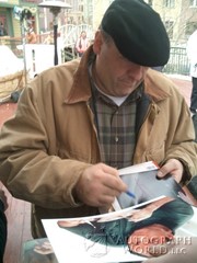 signing photo
