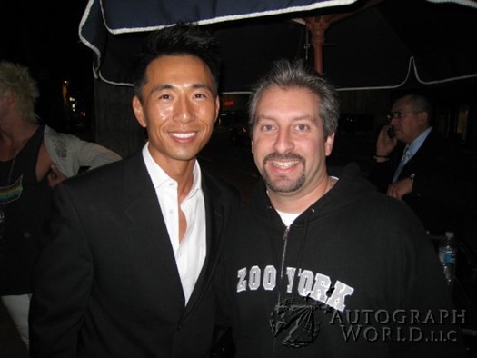 James Kyson Lee autograph