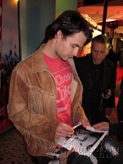 signing photo