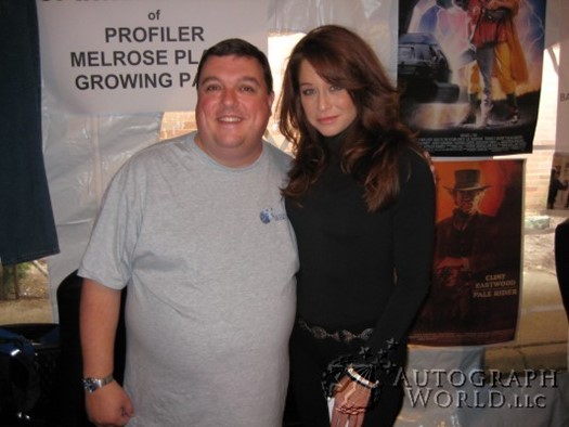 Jamie Luner autograph