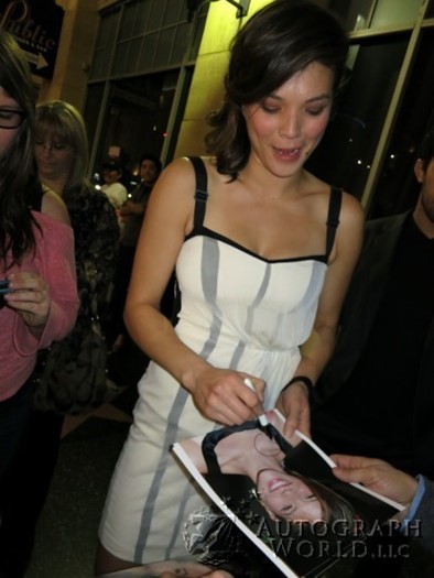 Jeananne Goossen autograph