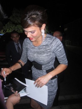 Jeananne Goossen autograph