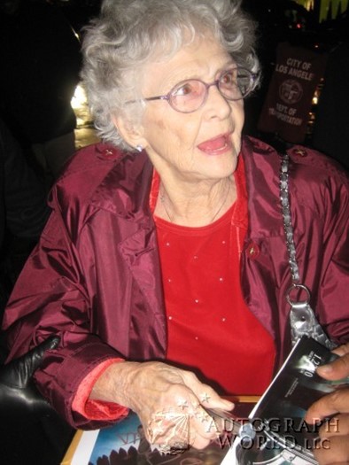 Jeanette Miller autograph