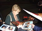 Jean Smart signing proof