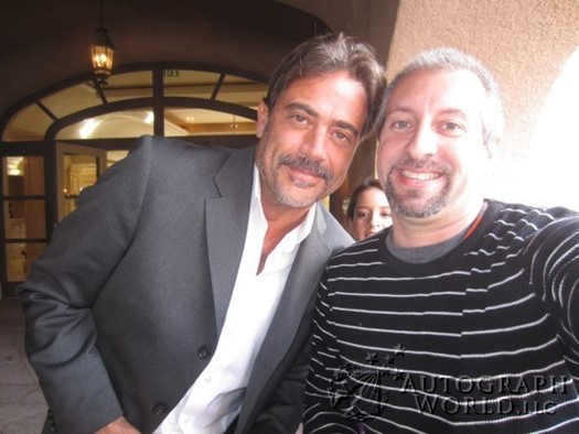 Jeffrey Dean Morgan autograph