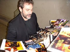 signing photo