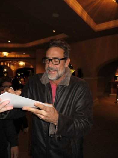Jeffrey Dean Morgan autograph