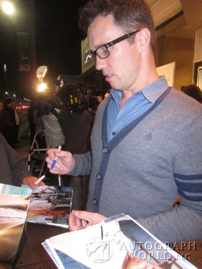 Jeffrey Donovan autograph