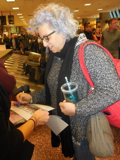 Jenji Kohan autograph