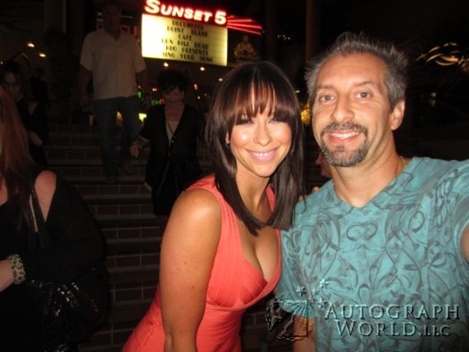 Jennifer Love Hewitt autograph