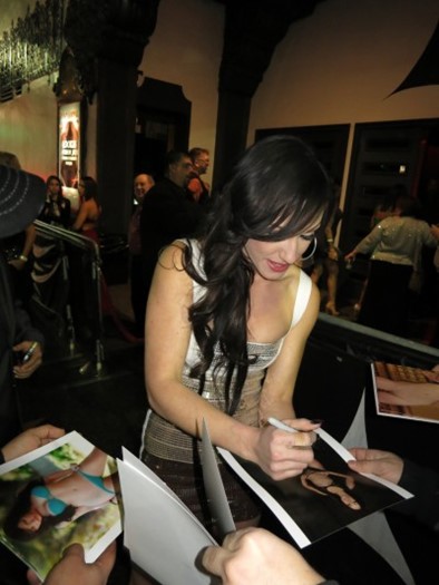 Jennifer White autograph