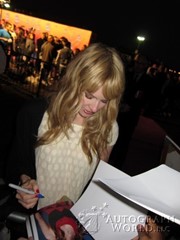 signing photo