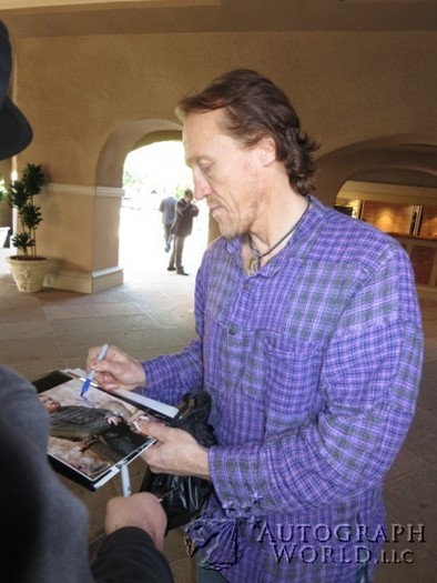 Jerome Flynn autograph