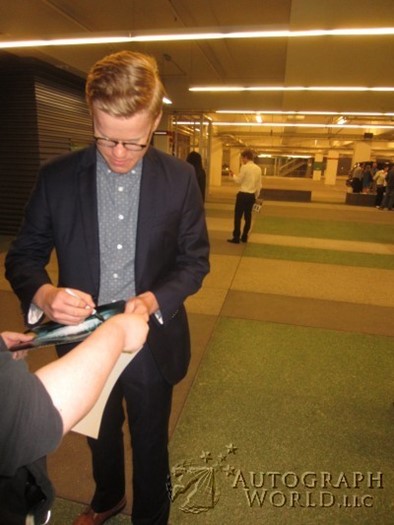 Jesse Plemons autograph