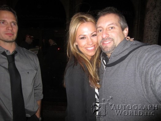 Jessica Hall autograph